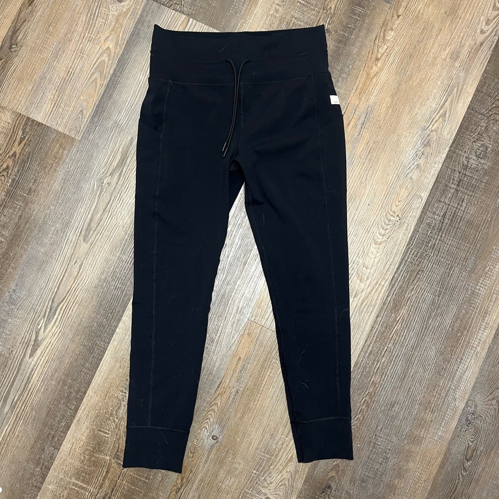 vuori daily pocket leggings large black